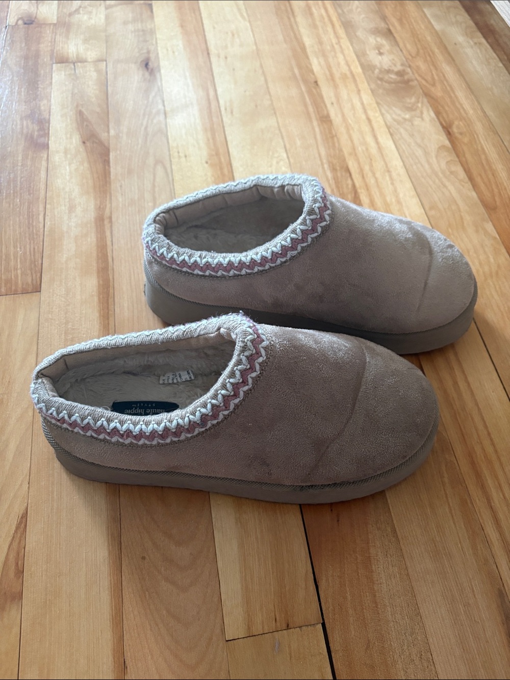 Haute Hippie Cozy Taupe Slip-On Slippers with Crochet Trim - Size 9